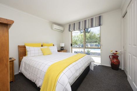 Photo of property in 35 Terry Smyth Drive, Kumeu, 0892