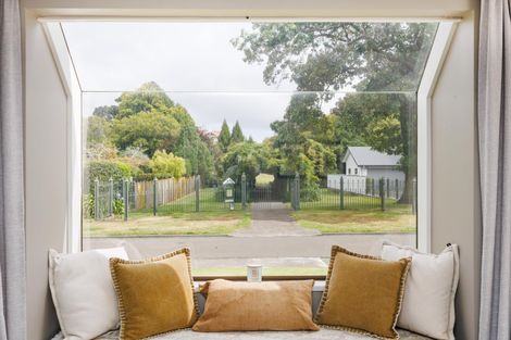 Photo of property in 8 Caccia Birch Lane, Hokowhitu, Palmerston North, 4410