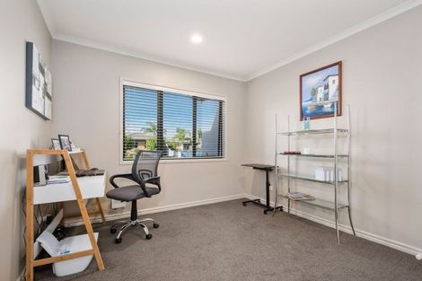 Photo of property in 18 Ohope Place, Papamoa Beach, Papamoa, 3118