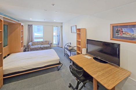 Photo of property in Terrace Heights Apartments, 4d/163 The Terrace, Wellington Central, Wellington, 6011