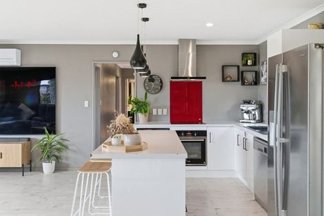 Photo of property in 21 Mamaku Rise, Welcome Bay, Tauranga, 3112