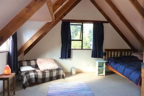 Photo of property in 9a Dorset Street, Picton, 7220