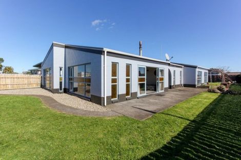 Photo of property in 19 Mangati Road, Bell Block, New Plymouth, 4312