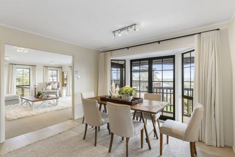 Photo of property in 7 Luana Way, Bucklands Beach, Auckland, 2014