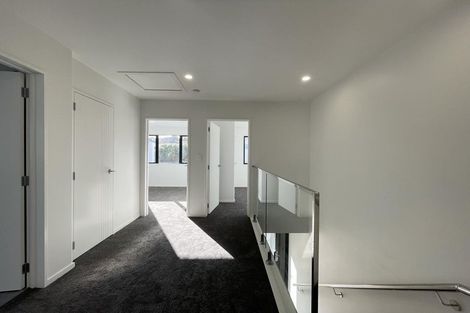 Photo of property in 26 Sandgate Avenue, Botany Downs, Auckland, 2010