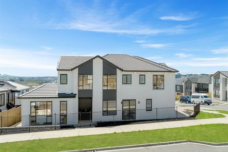 Photo of property in 19 Aklander Rise, Flat Bush, Auckland, 2019