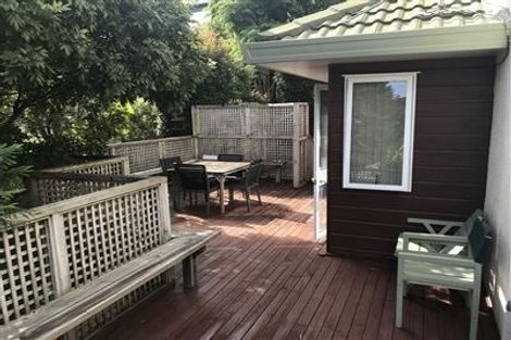 Photo of property in 11 Highbury Bypass, Birkenhead, Auckland, 0626