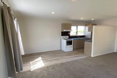 Photo of property in 1/61 Templeton Place, Clendon Park, Auckland, 2103