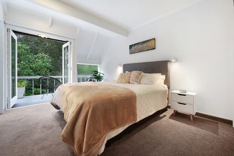 Photo of property in 1/22 Rangatira Road, Birkenhead, Auckland, 0626