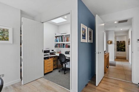 Photo of property in 12 Sapphire Spring Rise, Wanaka, 9305