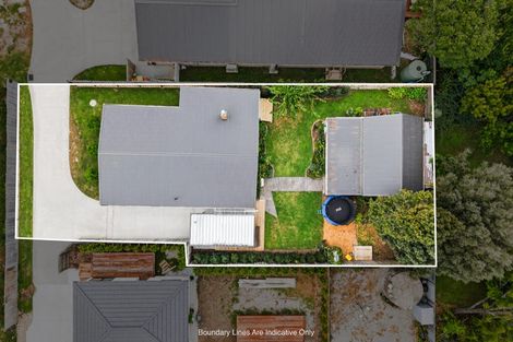 Photo of property in 53 Cambridge Road, Riverhead, 0820