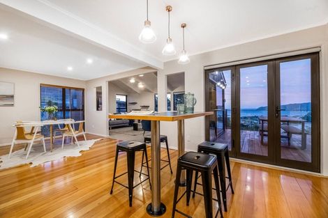 Photo of property in 55 Kahu Road, Paremata, Porirua, 5024