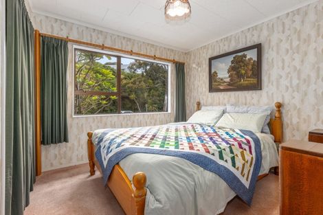 Photo of property in 17 Kinloch Place, Papakowhai, Porirua, 5024