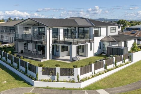 Photo of property in 2 Kulim Avenue, Otumoetai, Tauranga, 3110