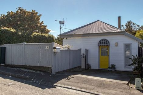 Photo of property in 22 Enfield Road, Hospital Hill, Napier, 4110