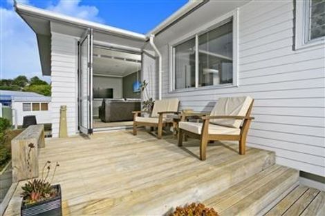 Photo of property in 2 Wykeham Place, Glenfield, Auckland, 0629