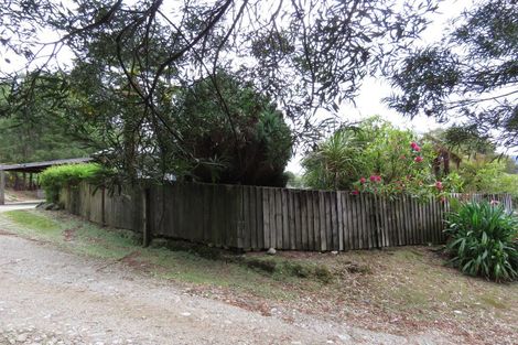 Photo of property in 15 Grey Road, Reefton, 7830