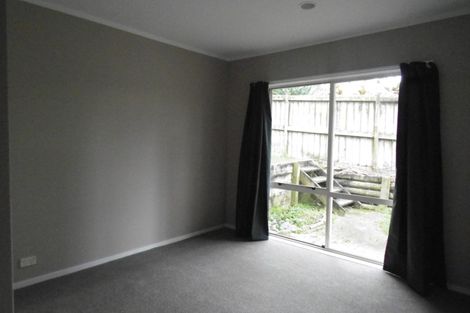 Photo of property in 1/100 Simmental Crescent, Somerville, Auckland, 2014