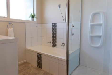 Photo of property in 3a Morgan Place, Tawa, Wellington, 5028