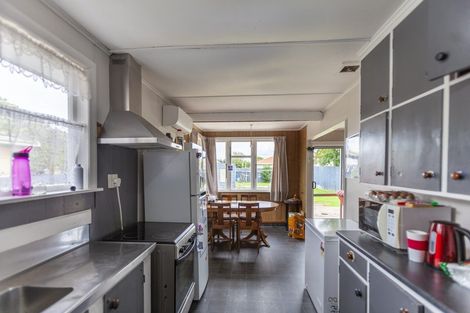 Photo of property in 19 Mason Avenue, Maraenui, Napier, 4110