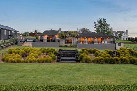 Photo of property in 14 Regis Lane, Flat Bush, Auckland, 2019