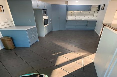 Photo of property in 485 West Coast Road, Glen Eden, Auckland, 0602