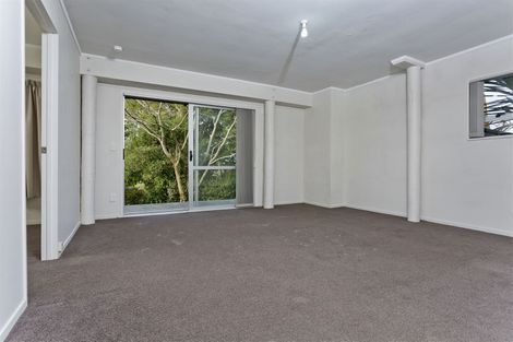 Photo of property in 18 Tableau Place, Totara Vale, Auckland, 0629