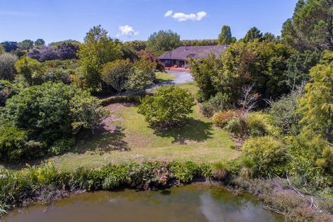 Photo of property in 211 Pine Valley Road, Dairy Flat, Silverdale, 0992