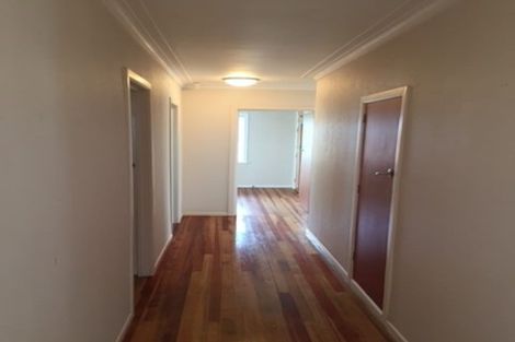 Photo of property in 17 School Road, Riverhead, 0820