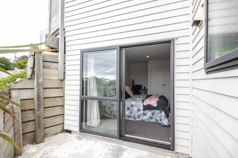 Photo of property in 106b Glanmire Road, Newlands, Wellington, 6037