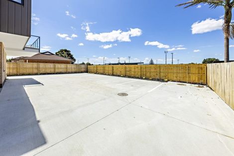Photo of property in 8/17 Alfriston Road, Manurewa East, Auckland, 2102