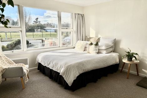 Photo of property in 33 Colman Avenue, Sockburn, Christchurch, 8042