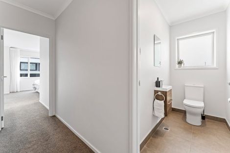 Photo of property in 6 Taitonga Lane, Stanmore Bay, Whangaparaoa, 0932