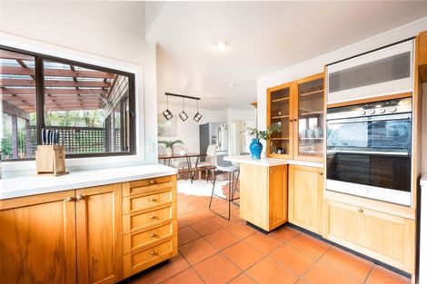 Photo of property in 17 Unsworth Drive, Unsworth Heights, Auckland, 0632