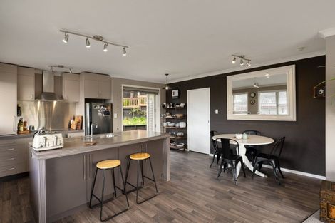 Photo of property in 96 Vale Street, Otumoetai, Tauranga, 3110