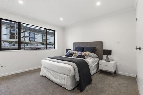 Photo of property in 7 Kina Place, Long Bay, Auckland, 0630