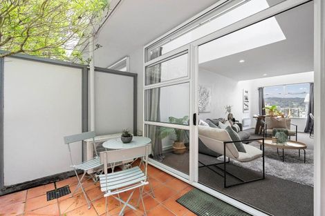 Photo of property in Fernhill Flats, 5/324 The Terrace, Te Aro, Wellington, 6011