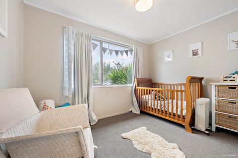 Photo of property in 9 Gallony Avenue, Massey, Auckland, 0614