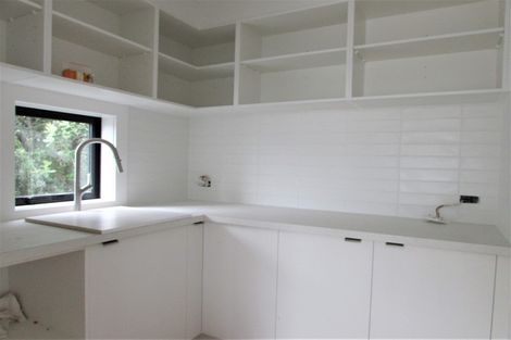 Photo of property in 84 Maupuia Road, Maupuia, Wellington, 6022