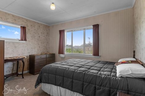 Photo of property in 30 Bickerstaffe Road, Maungaturoto, 0520