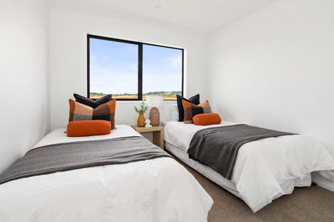 Photo of property in 102 Wairau Drive, Tikipunga, Whangarei, 0112