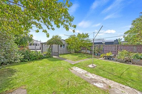Photo of property in 72 Rhona Street, Linwood, Christchurch, 8062