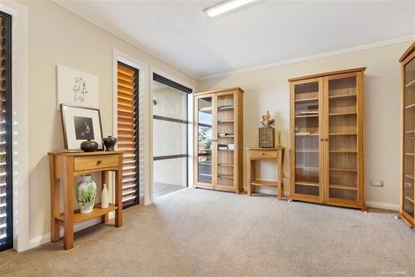 Photo of property in 21 Bayview Park Lane, Orewa, 0931