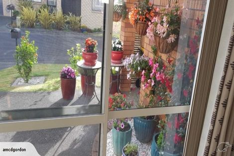 Photo of property in 3/262 Centreway Road, Orewa, 0931