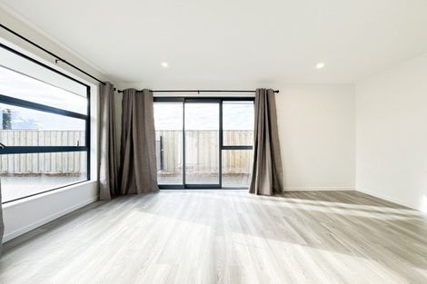 Photo of property in 42 Mehrtens Crescent, Woodend, 7691