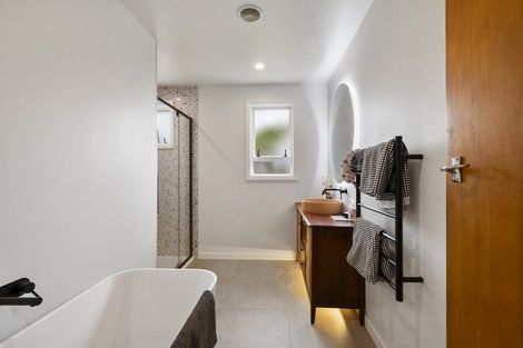 Photo of property in 63 Miro Street, Takaro, Palmerston North, 4410