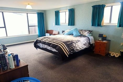 Photo of property in 396 Marine Parade, South New Brighton, Christchurch, 8062