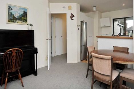 Photo of property in 2/68 Jennifer Street, Papanui, Christchurch, 8053