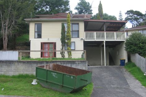 Photo of property in 72 Powrie Street, Glenfield, Auckland, 0629