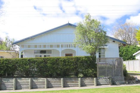 Photo of property in 5 Pipi Street, Two Mile Bay, Taupo, 3330